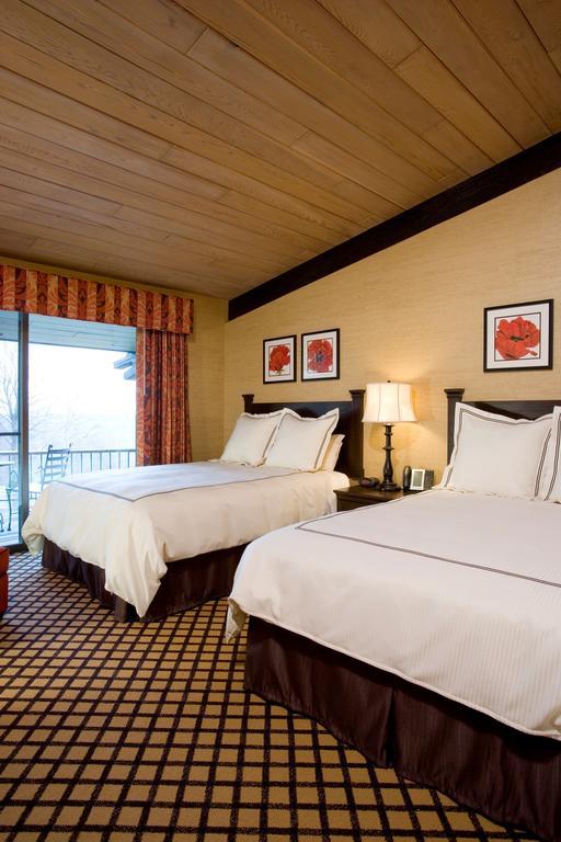 Summit Village Bellaire Rom bilde